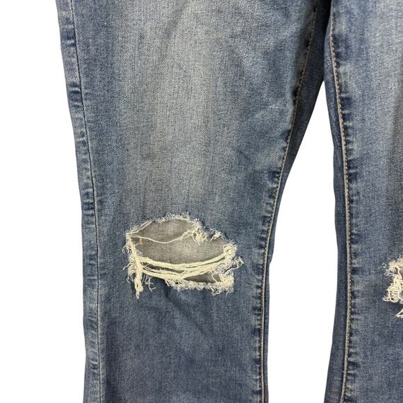 American Eagle Super High Rise Flare Medium Wash Next Level Stretch Jeans sz 14 - Picture 6 of 16